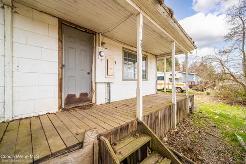 108 E Lincoln Ct, Harrison, ID 83833 photo 9