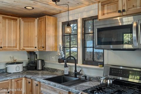 1783 E Litten Ln, Harrison, ID 83833 photo 7