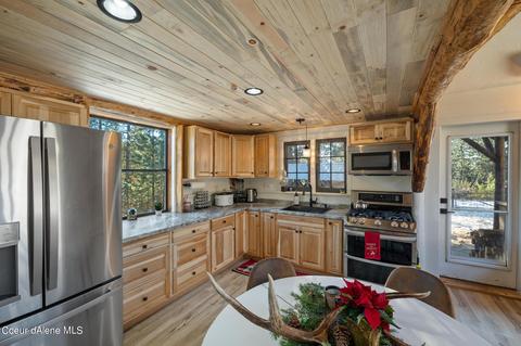 1783 E Litten Ln, Harrison, ID 83833 photo 6