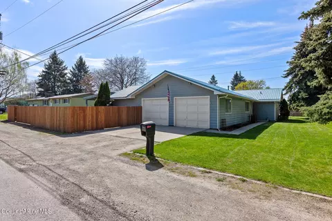 3012 N Fruitland Ln, Coeur D'alene, ID 83815