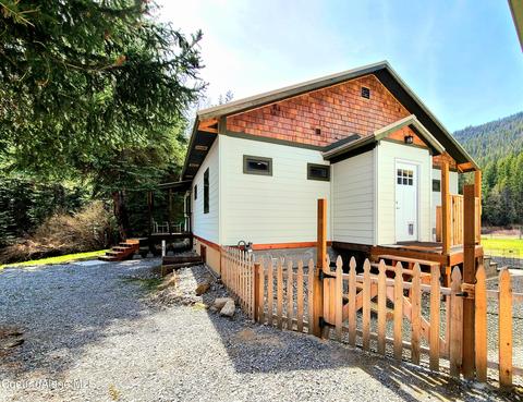 108 Woodcrest Dr, Sandpoint, ID 83864