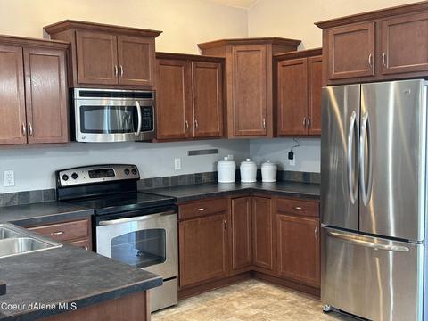 1387 E Triumph, Post Falls, ID 83854 photo 3