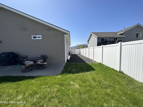 1387 E Triumph, Post Falls, ID 83854 photo 12