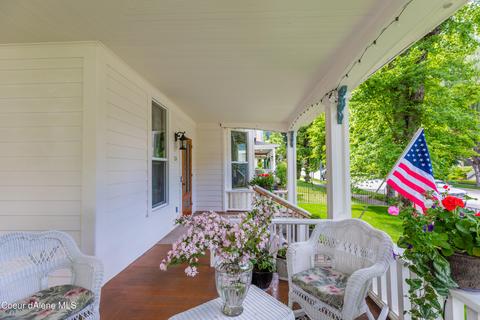224 Cedar St, Wallace, ID 83873 photo 4