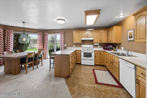 950 W Cameron Ave #104, Kellogg, ID 83837