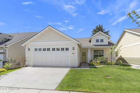 8029 N Hibiscus Ln, Coeur D'alene, ID 83815