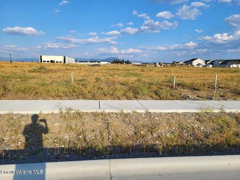 4208 N May Ella Loop, Post Falls, ID 83854 photo 3