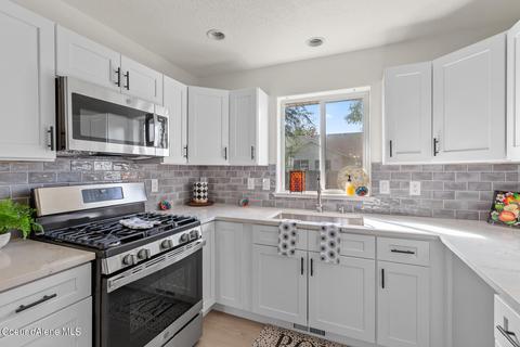 9462 N Macie Loop, Hayden, ID 83835 photo 11