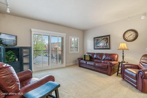 6630 N Spurwing Loop #202, Coeur D'alene, ID 83815
