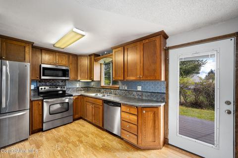 2014 E Winter Ct, Post Falls, ID 83854 photo 9