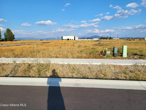 4070 N May Ella Loop, Post Falls, ID 83854