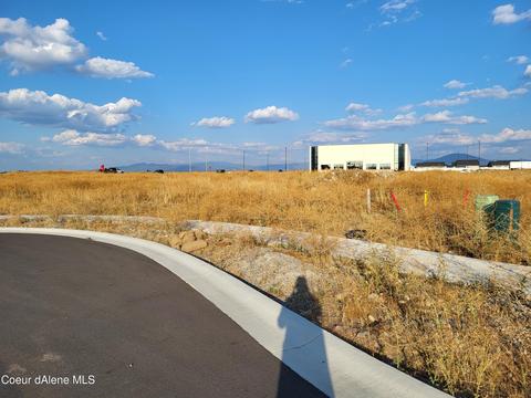 4195 N May Ella Loop, Post Falls, ID 83854