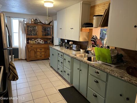 256 N Bank Rd, Pinehurst, ID 83850 photo 10