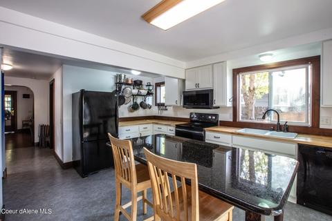 715 Forest Ave, Sandpoint, ID 83864 photo 1