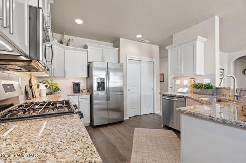 3988 N May Ella Loop, Post Falls, ID 83854 photo 4