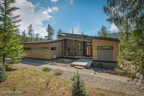 173 Travelers Rest Ct, Sagle, ID 83860