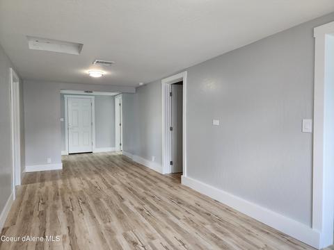 404 D St, Pinehurst, ID 83850 photo 8