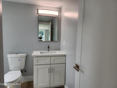 404 D St, Pinehurst, ID 83850 photo 13