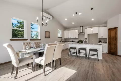 39 James Way, Oldtown, ID 83822