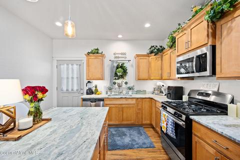 509 E Walnut Ave, Osburn, ID 83849 photo 7