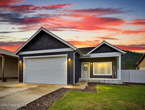 509 E Walnut Ave, Osburn, ID 83849