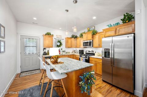 509 E Walnut Ave, Osburn, ID 83849 photo 8
