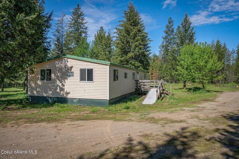 1102 Hunter Rd, Blanchard, ID 83804