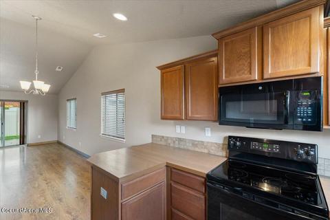 3275 E Hope Ave, Post Falls, ID 83854 photo 8