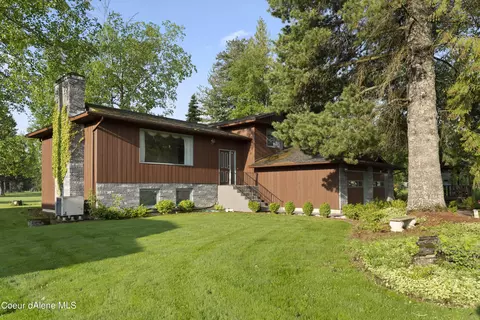 249 Jasper Loop, Ponderay, ID 83852