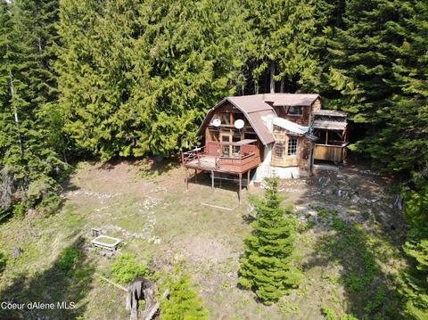 492 Backside Dr, Saint Maries, ID 83861