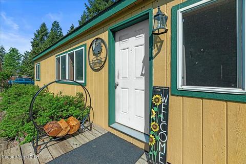 373 Berrypatch Loop Rd, Athol, ID 83801