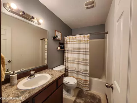 2560 N Sparrow Loop, Post Falls, ID 83854 photo 20