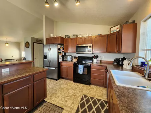 2560 N Sparrow Loop, Post Falls, ID 83854 photo 7