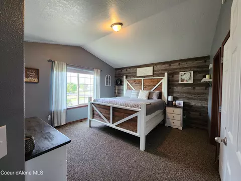 2560 N Sparrow Loop, Post Falls, ID 83854 photo 14