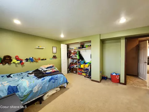 2560 N Sparrow Loop, Post Falls, ID 83854 photo 27