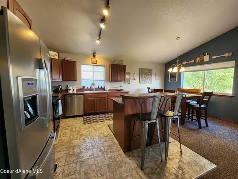 2560 N Sparrow Loop, Post Falls, ID 83854 photo 11