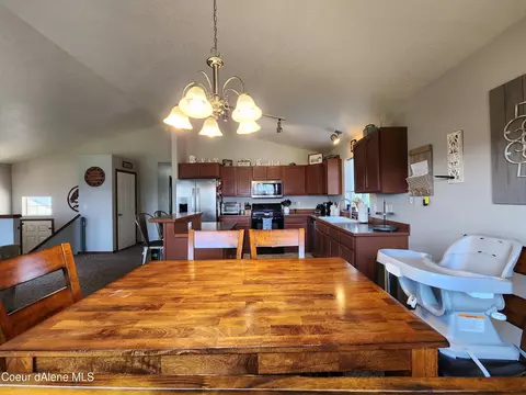 2560 N Sparrow Loop, Post Falls, ID 83854 photo 9