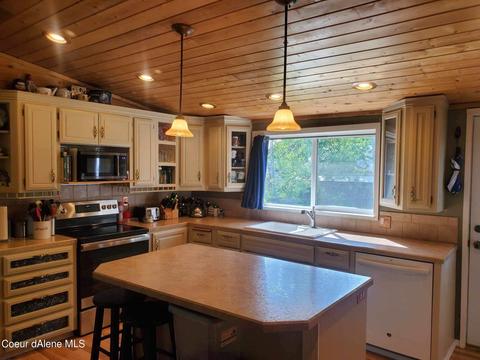 610 Fourth St, Pinehurst, ID 83850 photo 18