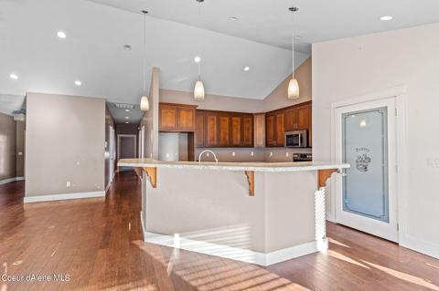 501 E Walnut Ave, Osburn, ID 83849 photo 3