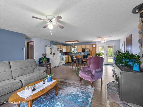 1504 E Brook Dr, Post Falls, ID 83854 photo 7