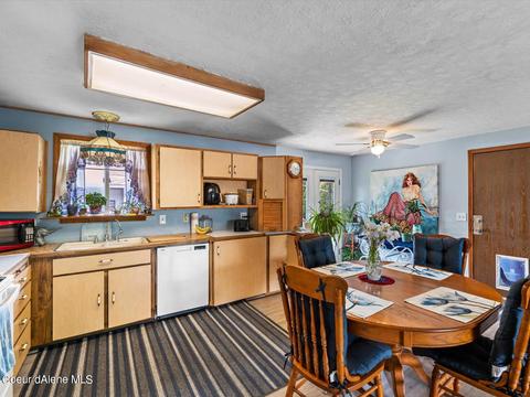 1504 E Brook Dr, Post Falls, ID 83854 photo 9