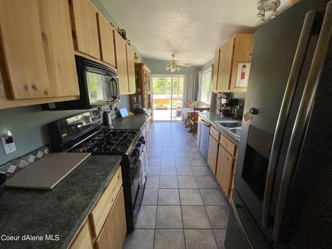 317 Emerald Dr, Kellogg, ID 83837 photo 11