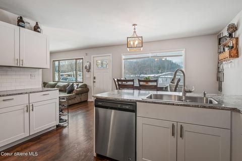 125 E Hill Ave, Osburn, ID 83849 photo 10