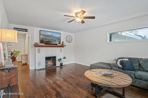 125 E Hill Ave, Osburn, ID 83849 photo 4