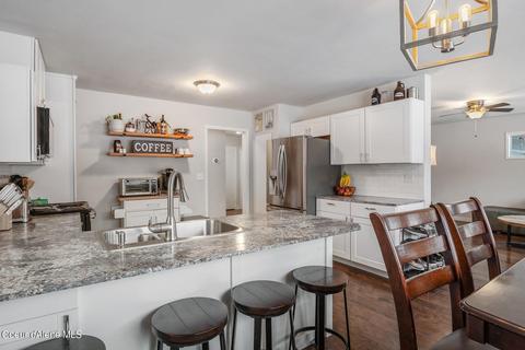 125 E Hill Ave, Osburn, ID 83849 photo 9