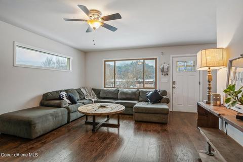 125 E Hill Ave, Osburn, ID 83849 photo 5