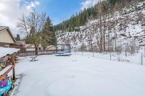 125 E Hill Ave, Osburn, ID 83849 photo 3