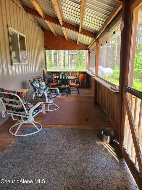 557 Estates Loop, Priest River, ID 83856 photo 6