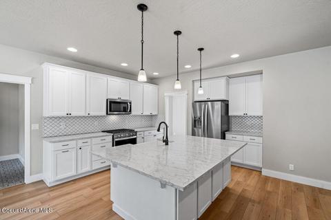 433 E Dolomite Dr, Hayden, ID 83835 photo 8