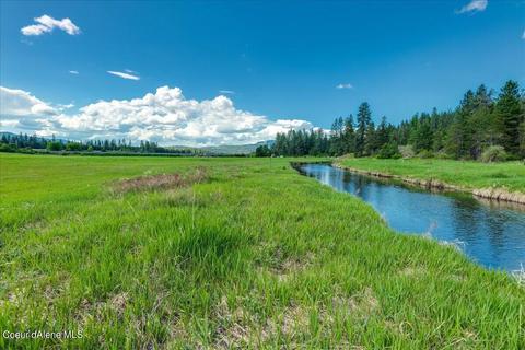 2037 Vay Rd, Priest River, ID 83856
